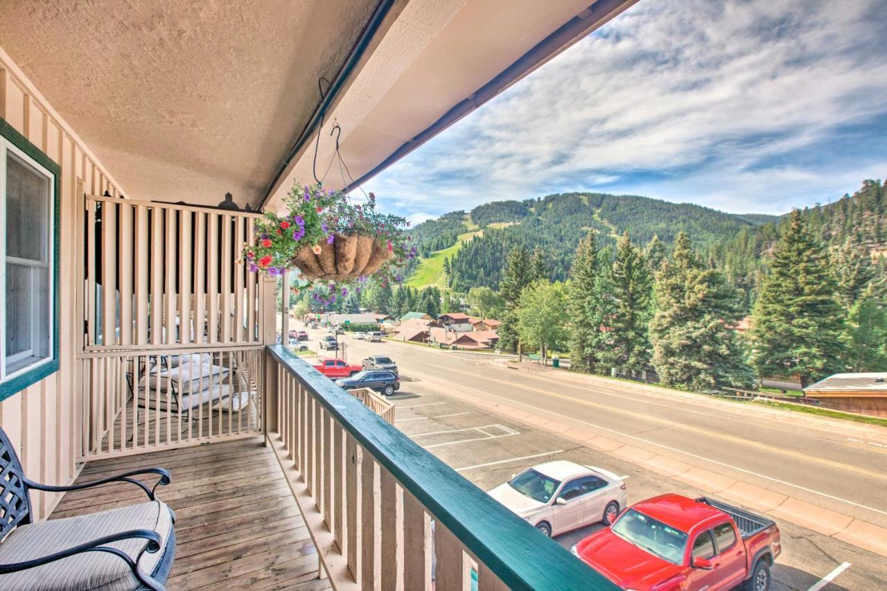 Main St Red River Ski Condo With Mountain View! Eksteriør bilde